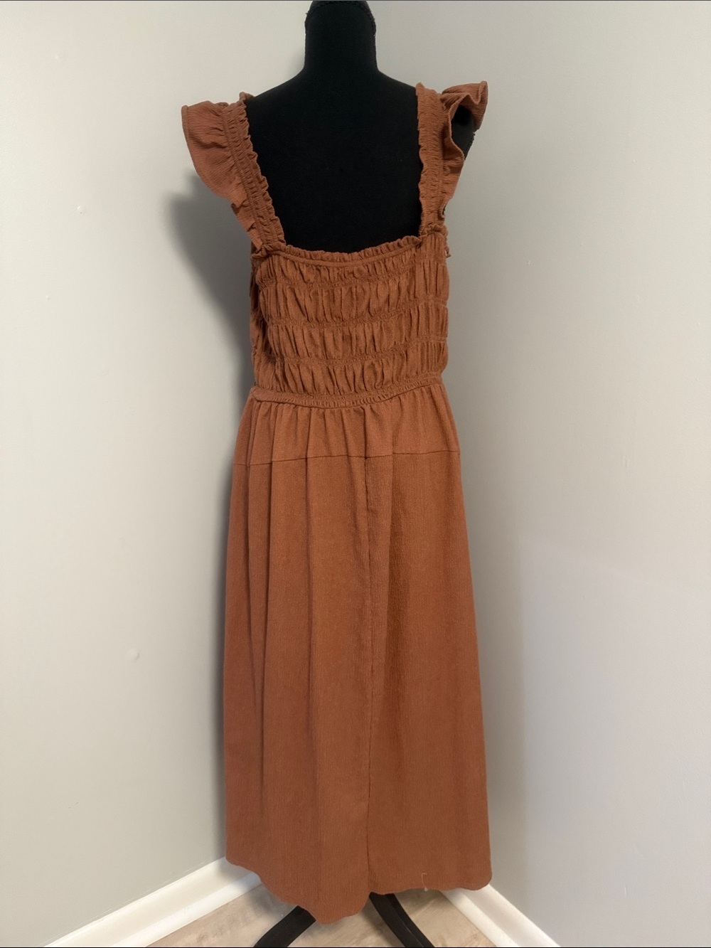 Old Navy Rust Smocked Midi Dress with Ruffled Straps - Picture 3 of 3